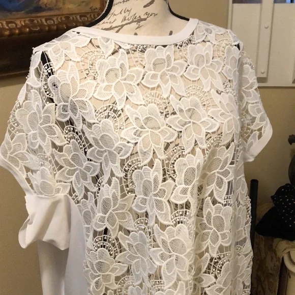 J. Ribkoff Chantilly open lace front stretchy opaque lace back bohemian top - Picture 2 of 9